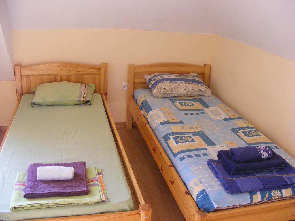 Guest House "Zora - Sarafovo" Burgas Esterno foto