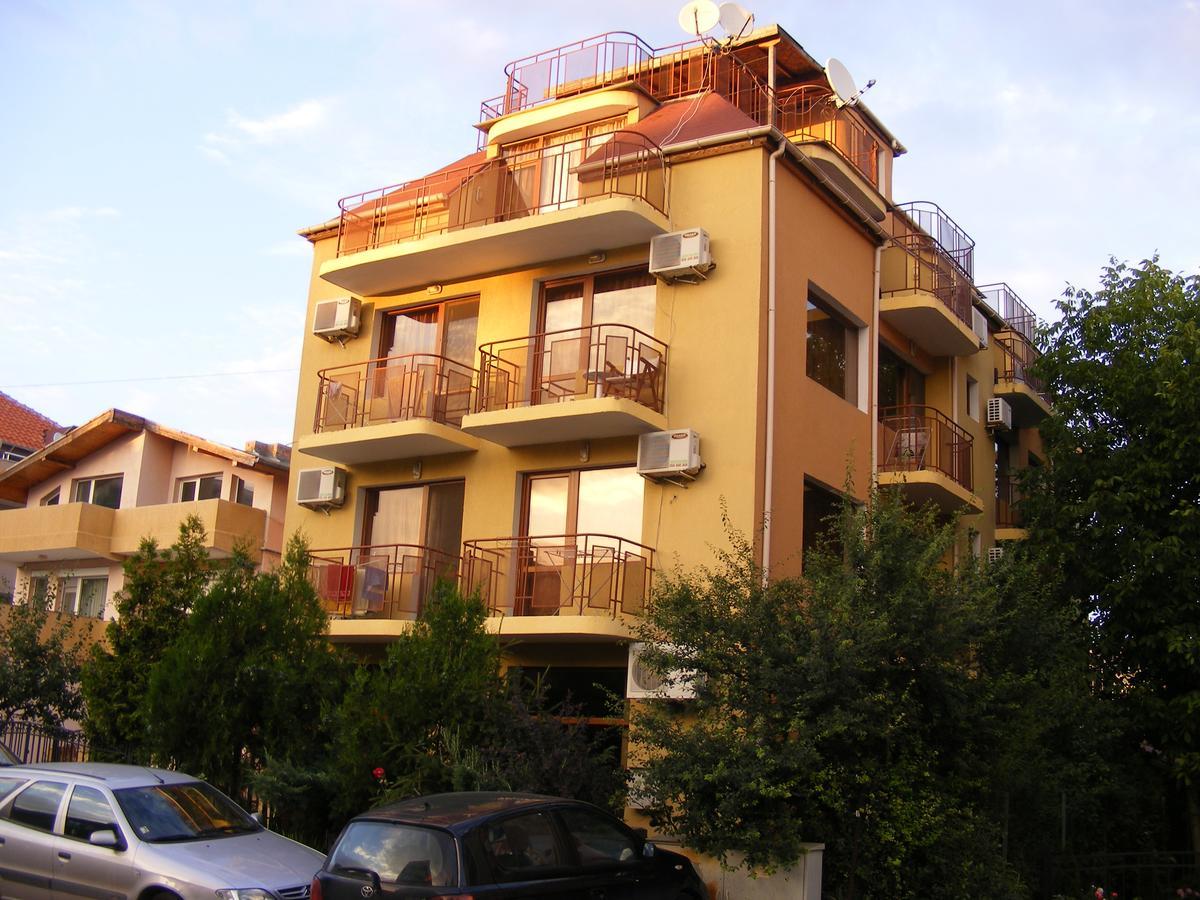 Guest House "Zora - Sarafovo" Burgas Esterno foto